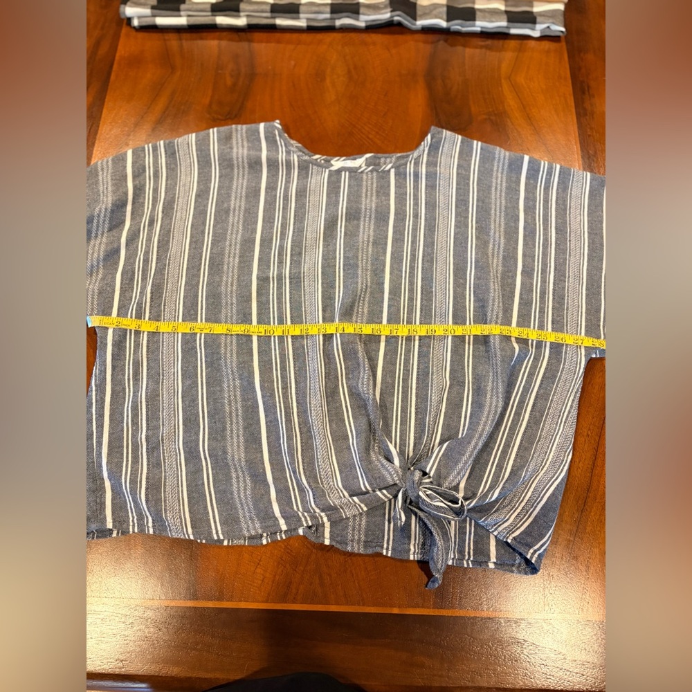 Time and Tru Navy Striped Women's Blouse, size XXL - Picture 4 of 5